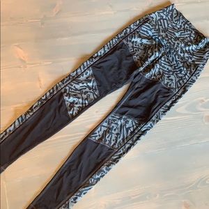 Lululemon Leggings with See Thru Mesh size 2